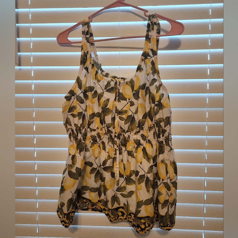 Lemon Print Sleeveless Top